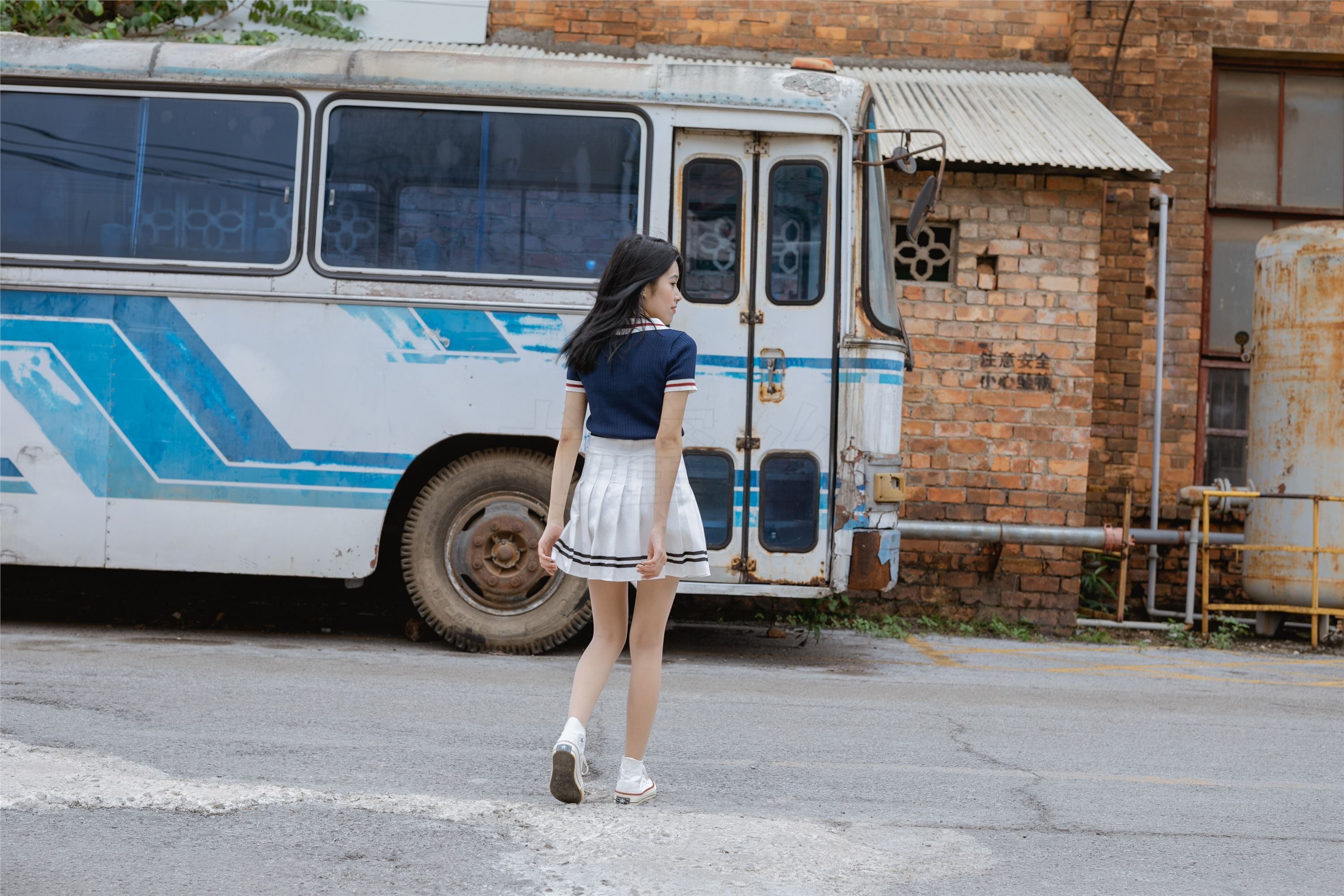 尤蜜丝 穿搭写真 NO.048